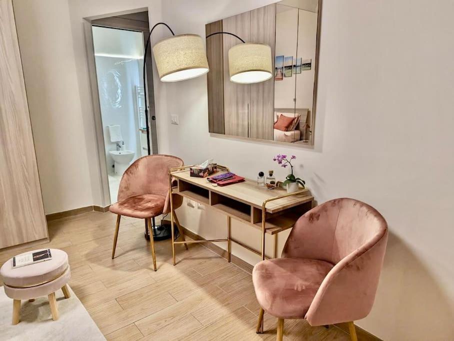 Luminoso Art Gallery Apartment