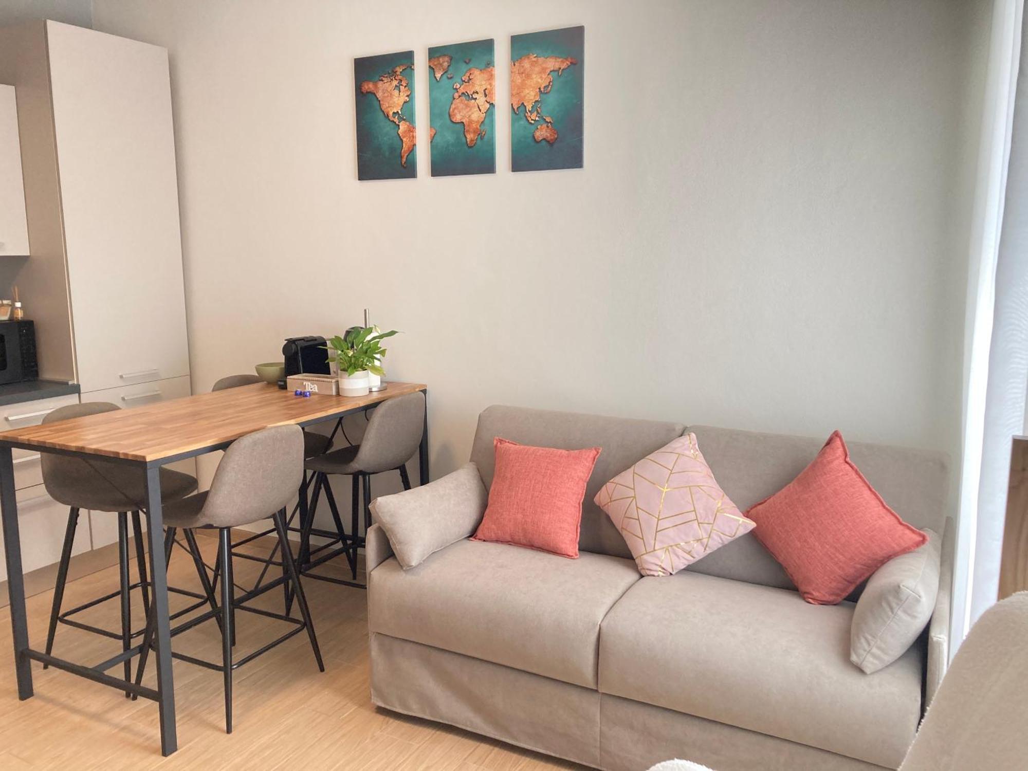 Luminoso Art Gallery Apartment *
